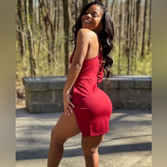 Burgundy Cutout Dress - Picture 4 of 5